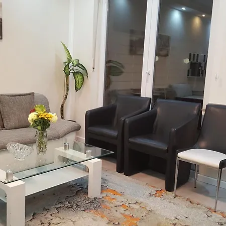 In Naehe Messe Flughafen *